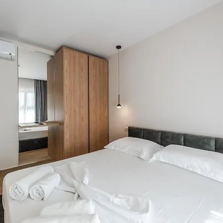 Sea La Vie Apartment Golem (Tirana)