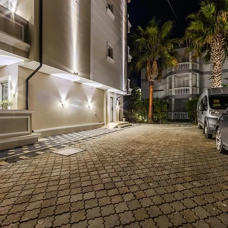 Sea La Vie Apartment